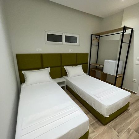Hotel Rai Saranda Kültér fotó