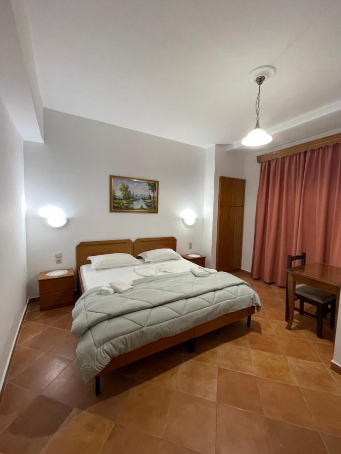 Hotel Rai Saranda Kültér fotó