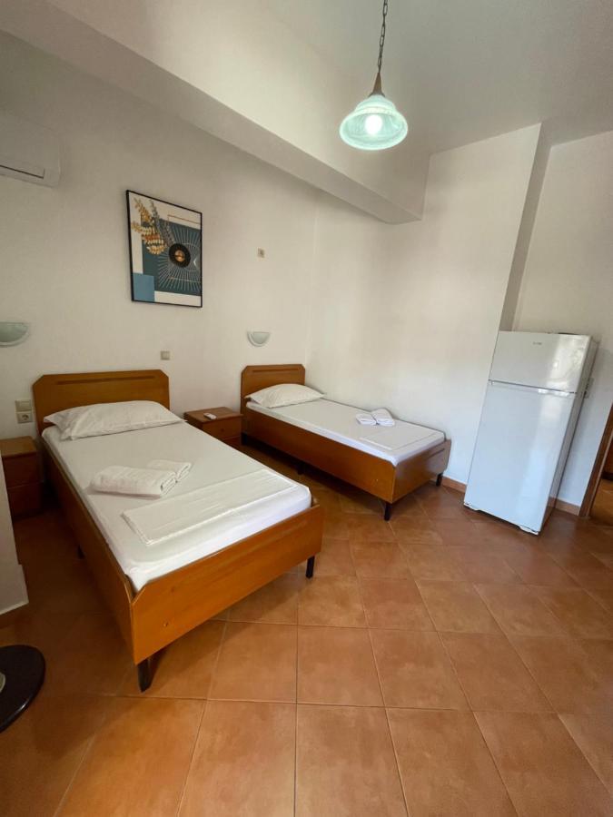 Hotel Rai Saranda Kültér fotó