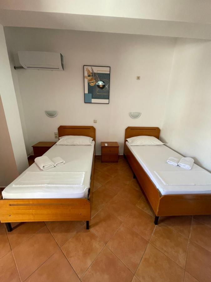 Hotel Rai Saranda Kültér fotó