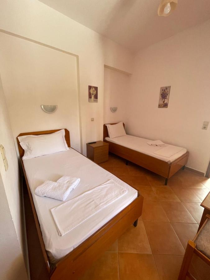 Hotel Rai Saranda Kültér fotó