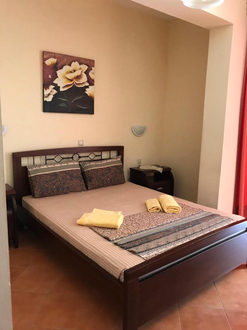 Hotel Rai Saranda Kültér fotó